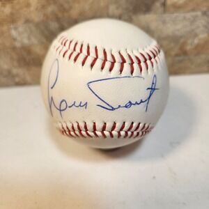 Franklin‎ Official League Baseball Signed by Luis Tiant